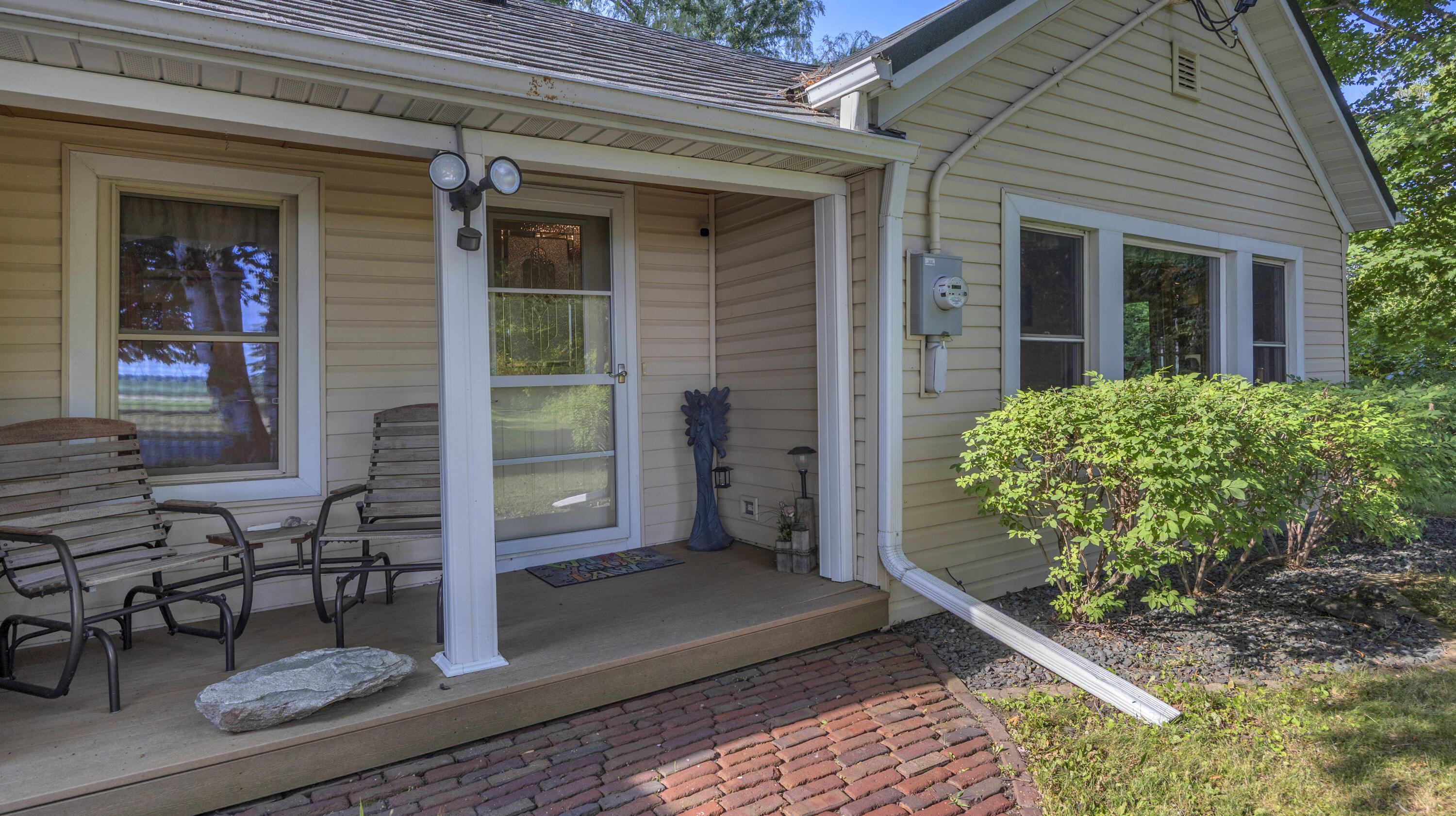 W5602 Lost Arrow Road Byron, WI 54937 - Photo 2 of 25 Front Porch -