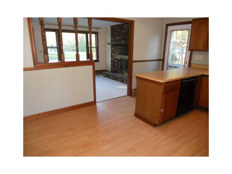 92 Ram Island Road Charlestown, RI 02813 - Photo 2 of 7 Kitchen.