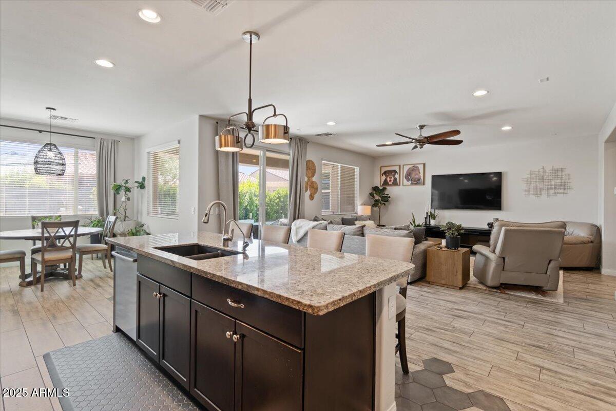18467 West Statler Street Surprise, AZ 85388 - Photo 13 of 51 16-Kitchen