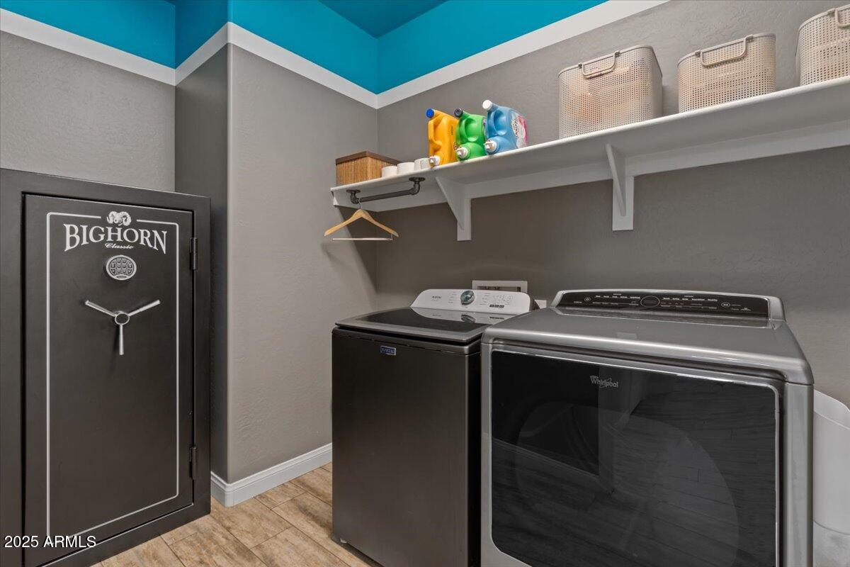 18467 West Statler Street Surprise, AZ 85388 - Photo 39 of 51 42-Laundry