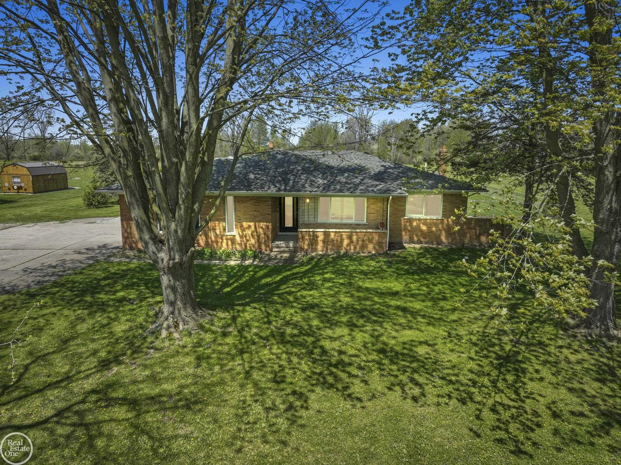 24955 26 Mile Road Ray, MI 48096 - Photo 2 of 39 50140785-44789b81-714c-47df-b170-bc643b5cebae.JPG