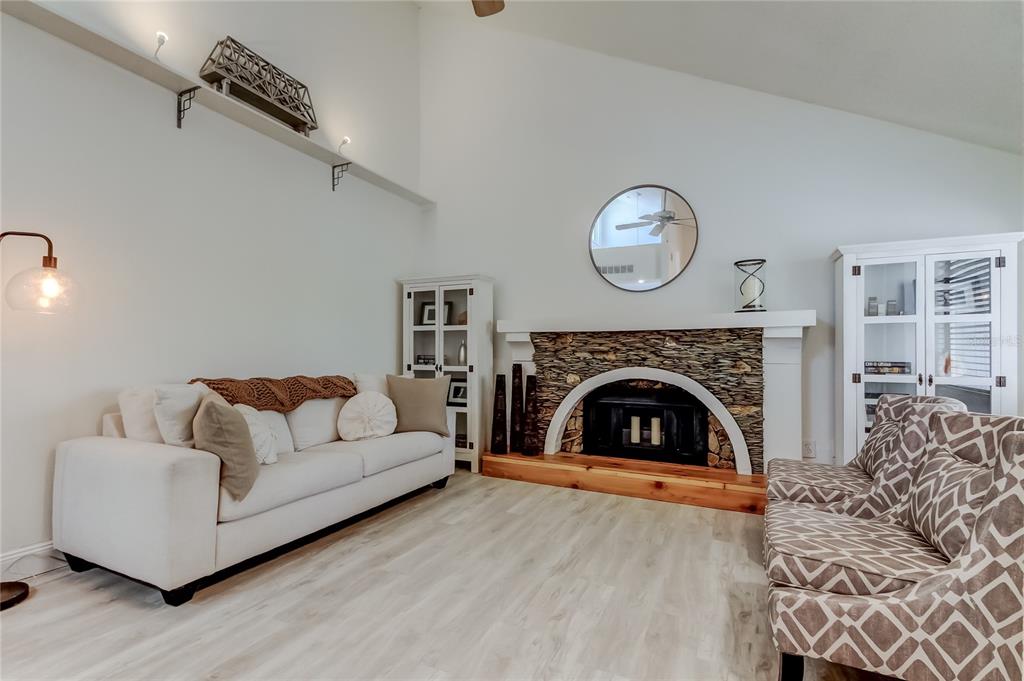 12625 Shell Point Drive Hudson, FL 34667 - Photo 16 of 61