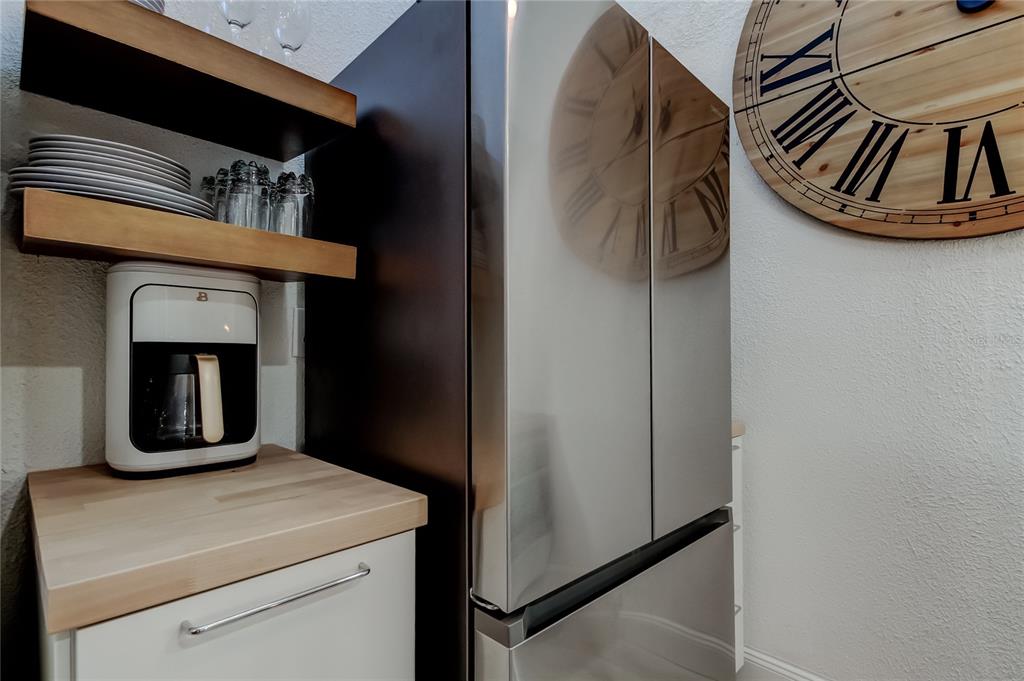 12625 Shell Point Drive Hudson, FL 34667 - Photo 24 of 61 a utility room with dryer and washer