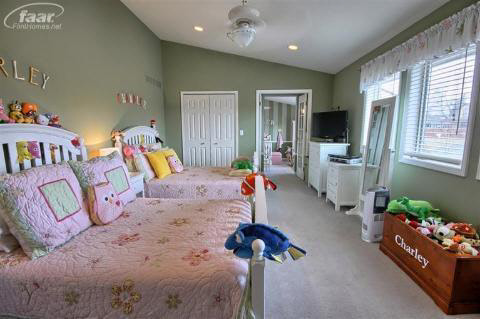 2259 North Long Lake Road Fenton, MI 48430 - Photo 26 of 34 20351126-25.JPG
