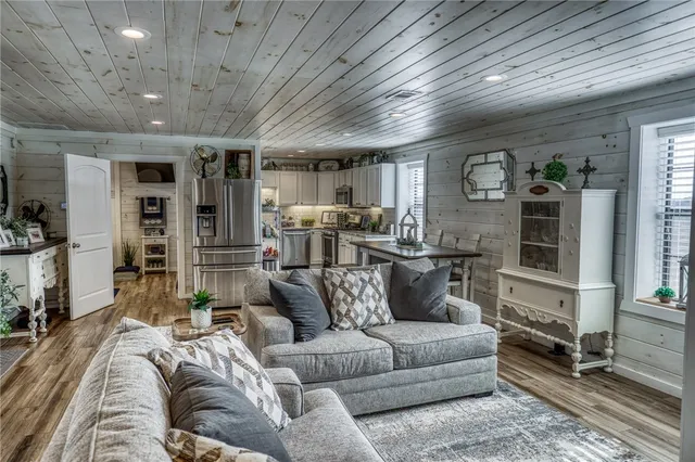 $1,895,000 | 3096 Happy Swaner Lane, Axtell, TX 76624