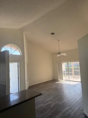 $2,900 | 1948 Waterside Court East, Wellington, FL 33414