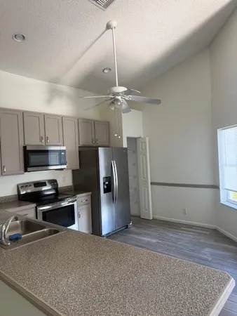 $2,900 | 1948 Waterside Court East, Wellington, FL 33414