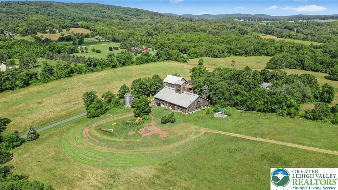 665 Kintner Road Kintnersville, PA 18930 - Photo 3 of 38 Gallery Image 3