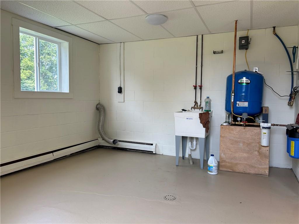 1631 Shady Plain Road Apollo, PA 15613 - Photo 35 of 36 a view of a room with gym equipment