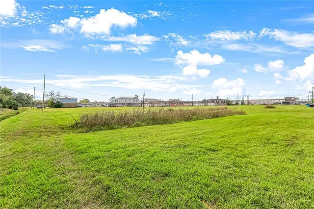 $500,000 | 1991 Ames Boulevard, Marrero, LA 70072