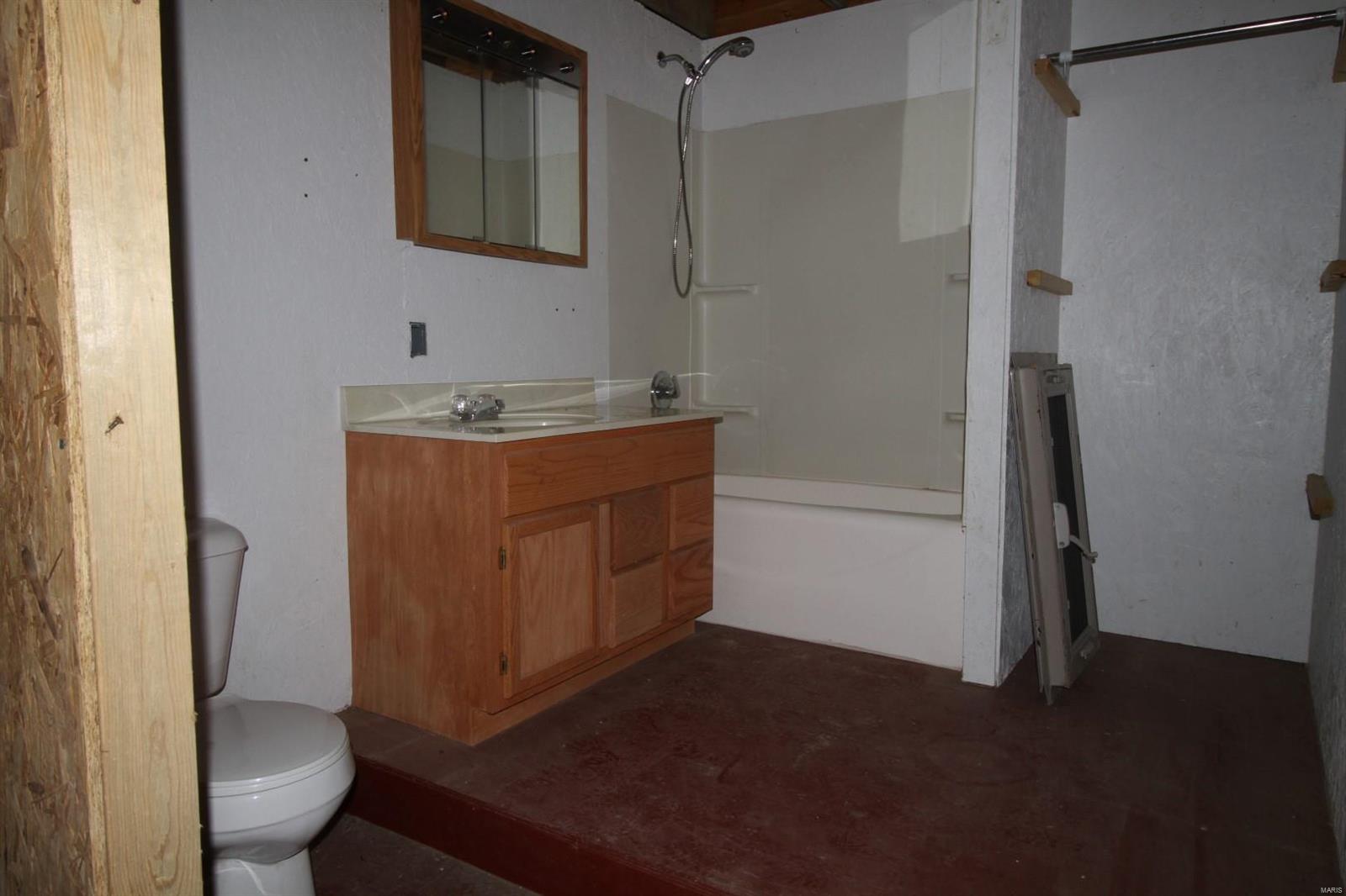 5121 Winegarners Road Salem, IL 62881 - Photo 41 of 66 Gallery Image 41