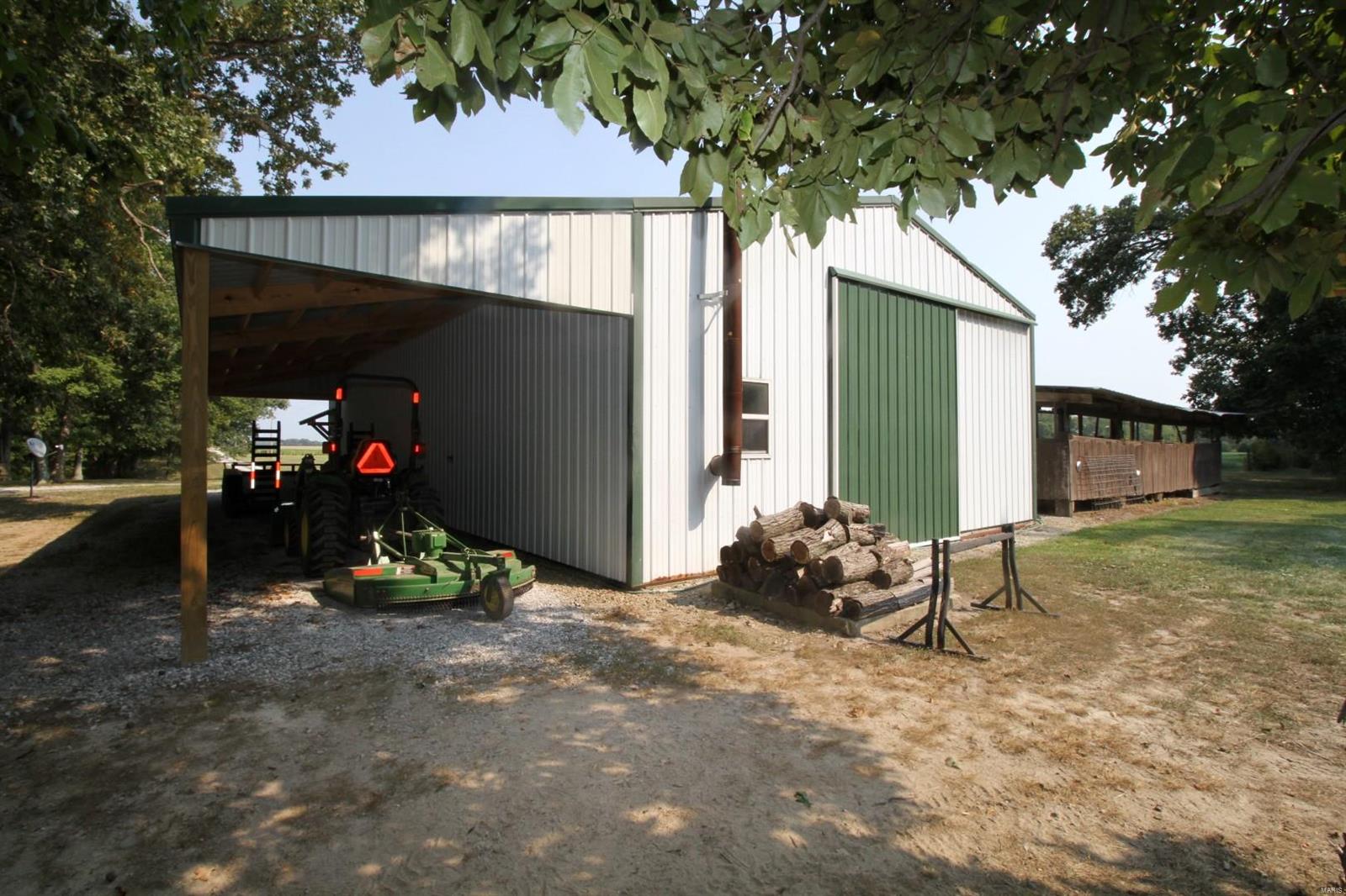5121 Winegarners Road Salem, IL 62881 - Photo 44 of 66 Gallery Image 44