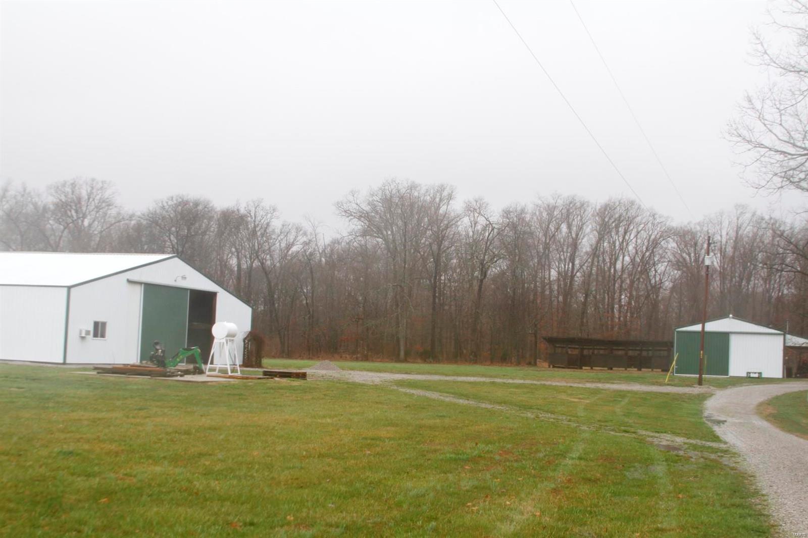 5121 Winegarners Road Salem, IL 62881 - Photo 48 of 66 Gallery Image 48