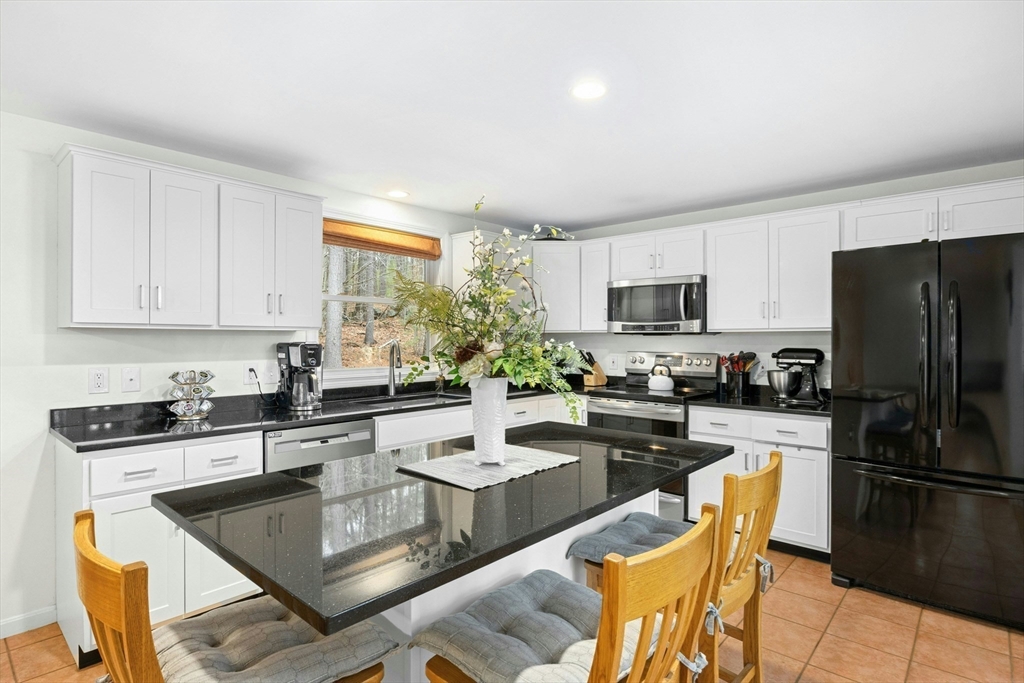 23 Calvin Street Ayer, MA 01432 - Photo 11 of 42