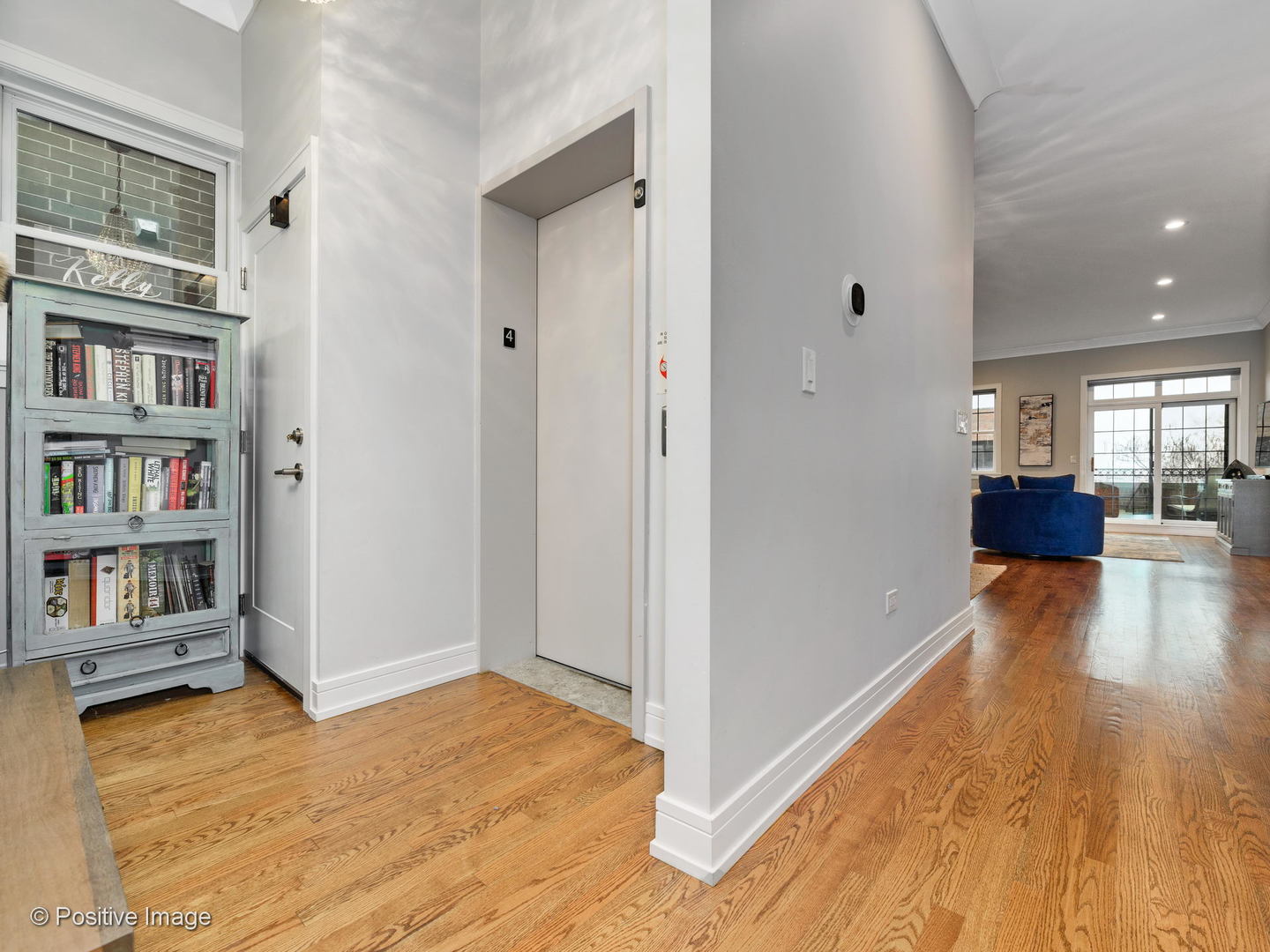 2245 West Irving Park Road, Unit 4 Chicago, IL 60618 - Photo 12 of 20