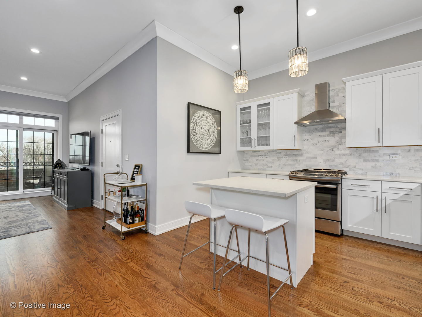 2245 West Irving Park Road, Unit 4 Chicago, IL 60618 - Photo 10 of 20