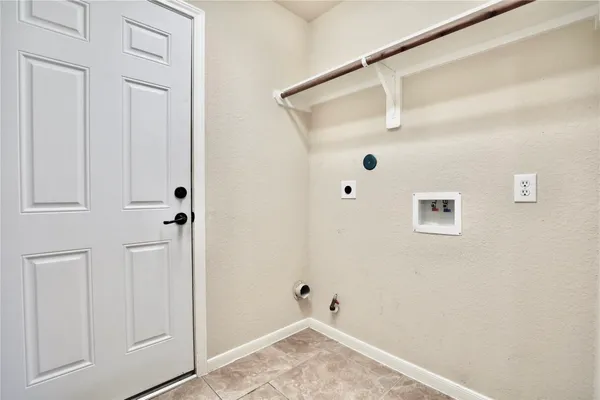 $265,000 | 24919 Lakecrest Manor Drive, Katy, TX 77493