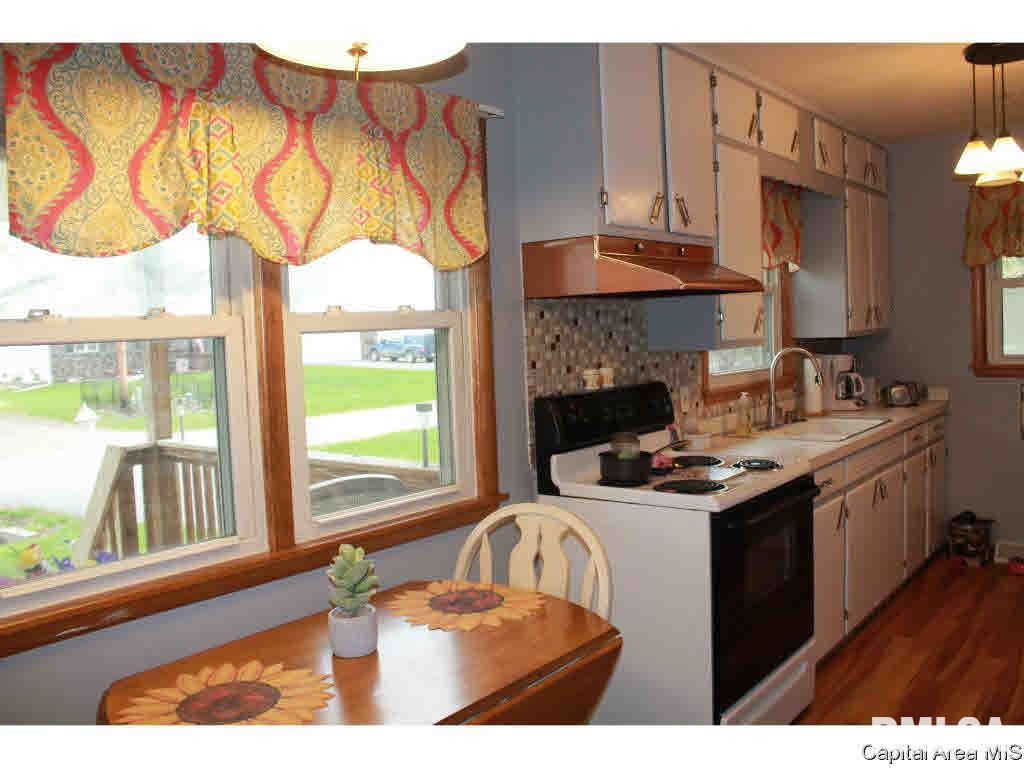 200 West Spring Grove Avenue Alexis, IL 61412 - Photo 4 of 22 Gallery Image 4