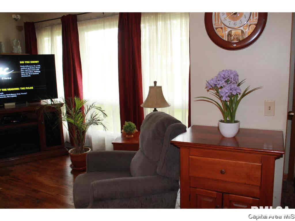 200 West Spring Grove Avenue Alexis, IL 61412 - Photo 9 of 22 Gallery Image 9