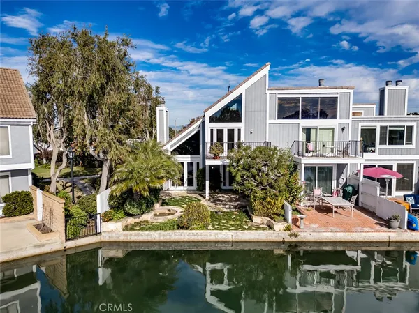 $1,590,000 | 3572 Bravata Drive, Huntington Beach, CA 92649