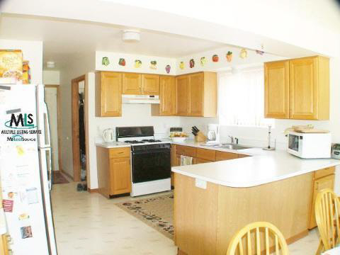 5417 East Nathan Sterling Heights, MI 48310 - Photo 8 of 8 630201-7.JPG