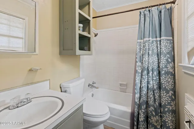 $139,000 | 407 Shawn Lane, Jennings, LA 70546