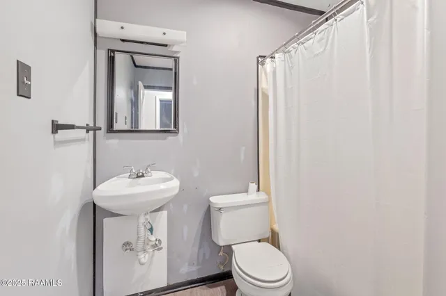 $139,000 | 407 Shawn Lane, Jennings, LA 70546