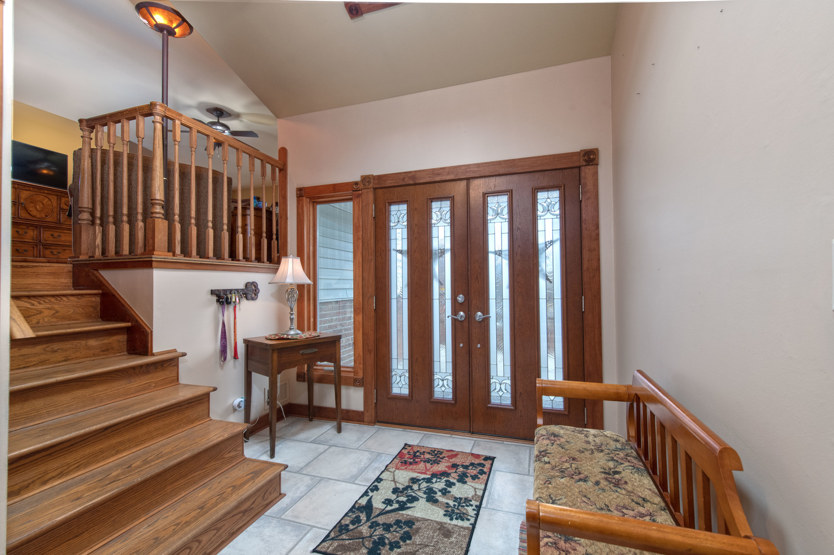 11S464 Book Road Naperville, IL 60564 - Photo 2 of 19