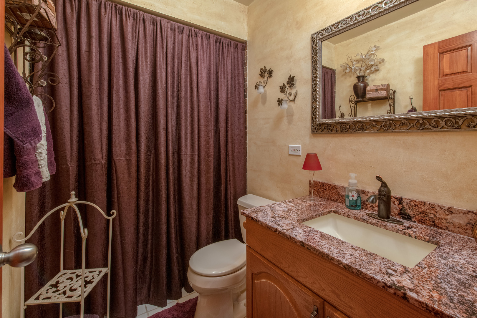 11S464 Book Road Naperville, IL 60564 - Photo 6 of 19