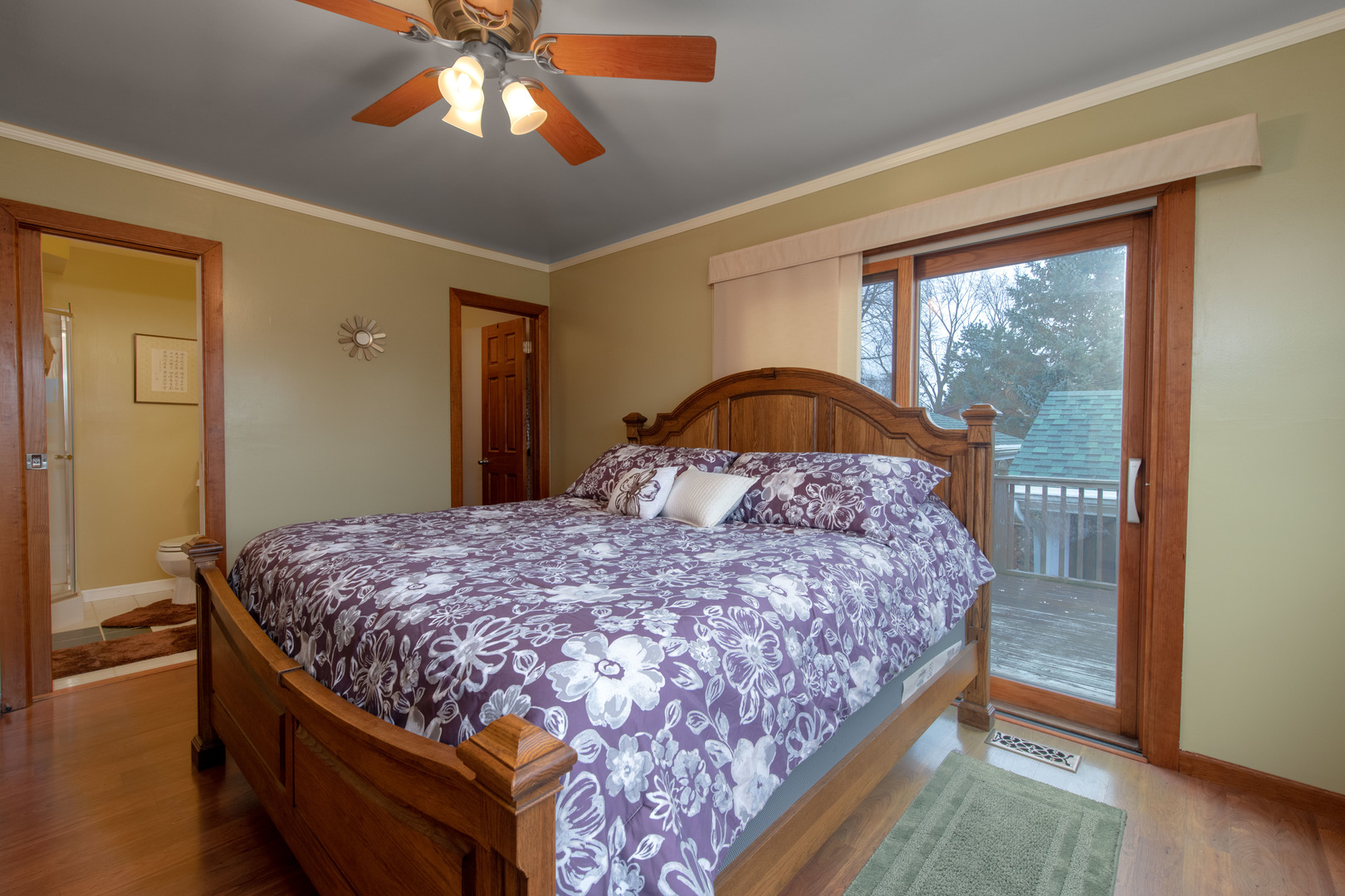 11S464 Book Road Naperville, IL 60564 - Photo 7 of 19