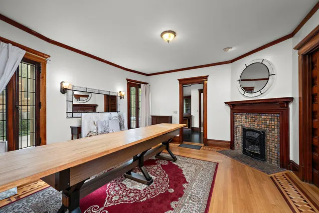 $999,900 | 425 Oak Grove Street, Minneapolis, MN 55403