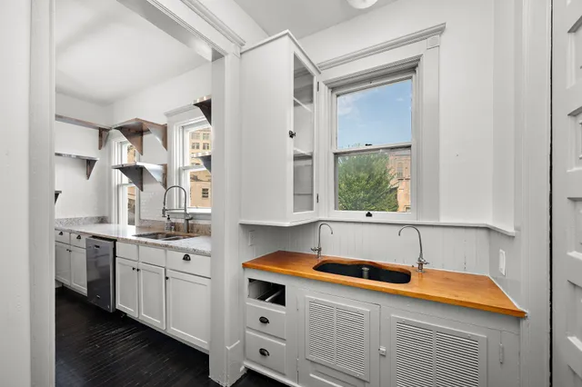 $999,900 | 425 Oak Grove Street, Minneapolis, MN 55403