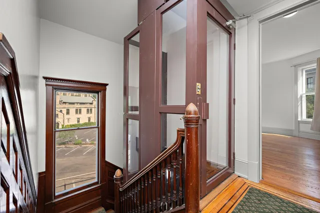 $999,900 | 425 Oak Grove Street, Minneapolis, MN 55403