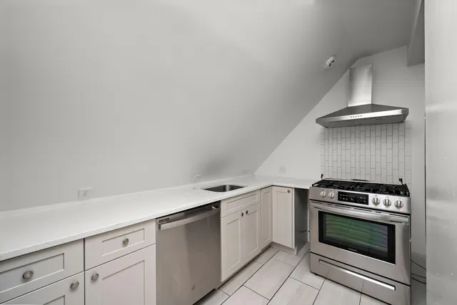 $999,900 | 425 Oak Grove Street, Minneapolis, MN 55403