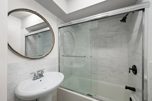 $999,900 | 425 Oak Grove Street, Minneapolis, MN 55403