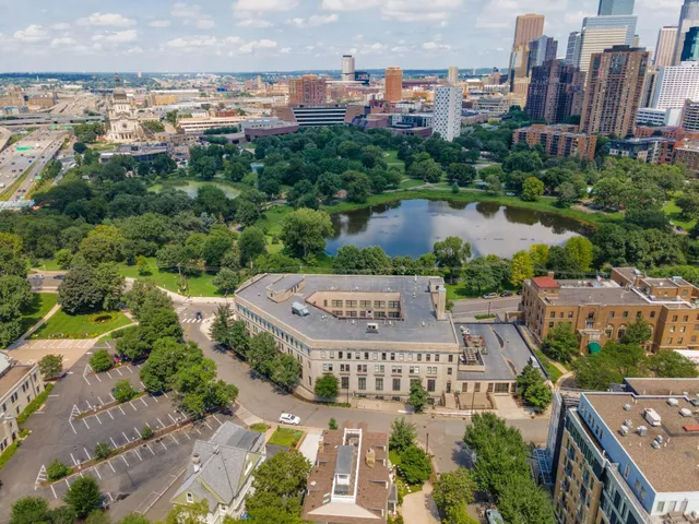 $999,900 | 425 Oak Grove Street, Minneapolis, MN 55403