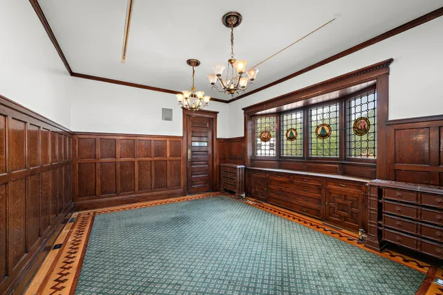 $999,900 | 425 Oak Grove Street, Minneapolis, MN 55403