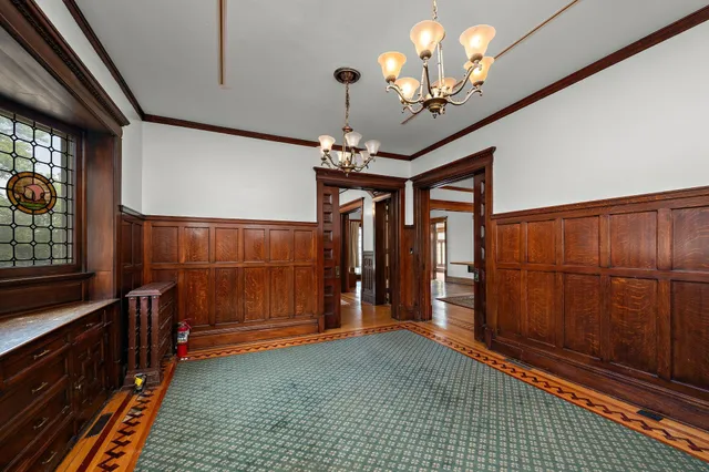 $999,900 | 425 Oak Grove Street, Minneapolis, MN 55403