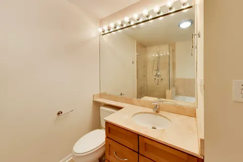 $550,000 | 815 North Marshfield Avenue, Unit 204, Chicago, IL 60622