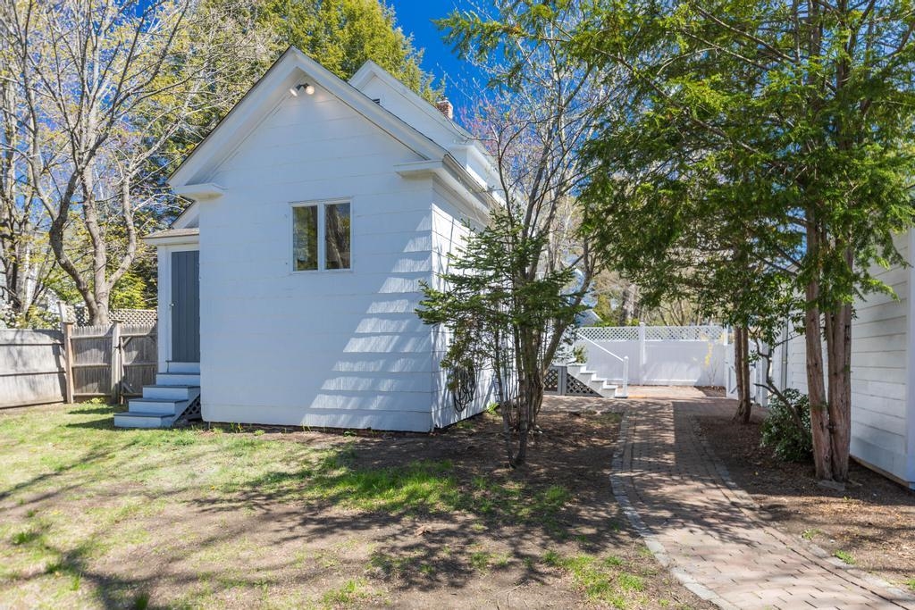 23 Gill Street Exeter, NH 03833 - Photo 15 of 41