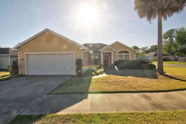 $318,000 | 15572 Northwest 136th Terrace, Alachua, FL 32615