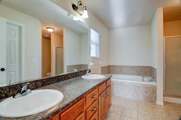 $318,000 | 15572 Northwest 136th Terrace, Alachua, FL 32615
