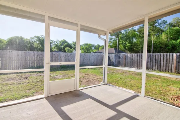 $318,000 | 15572 Northwest 136th Terrace, Alachua, FL 32615