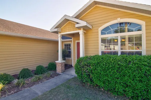 $318,000 | 15572 Northwest 136th Terrace, Alachua, FL 32615