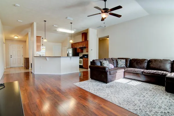 $318,000 | 15572 Northwest 136th Terrace, Alachua, FL 32615