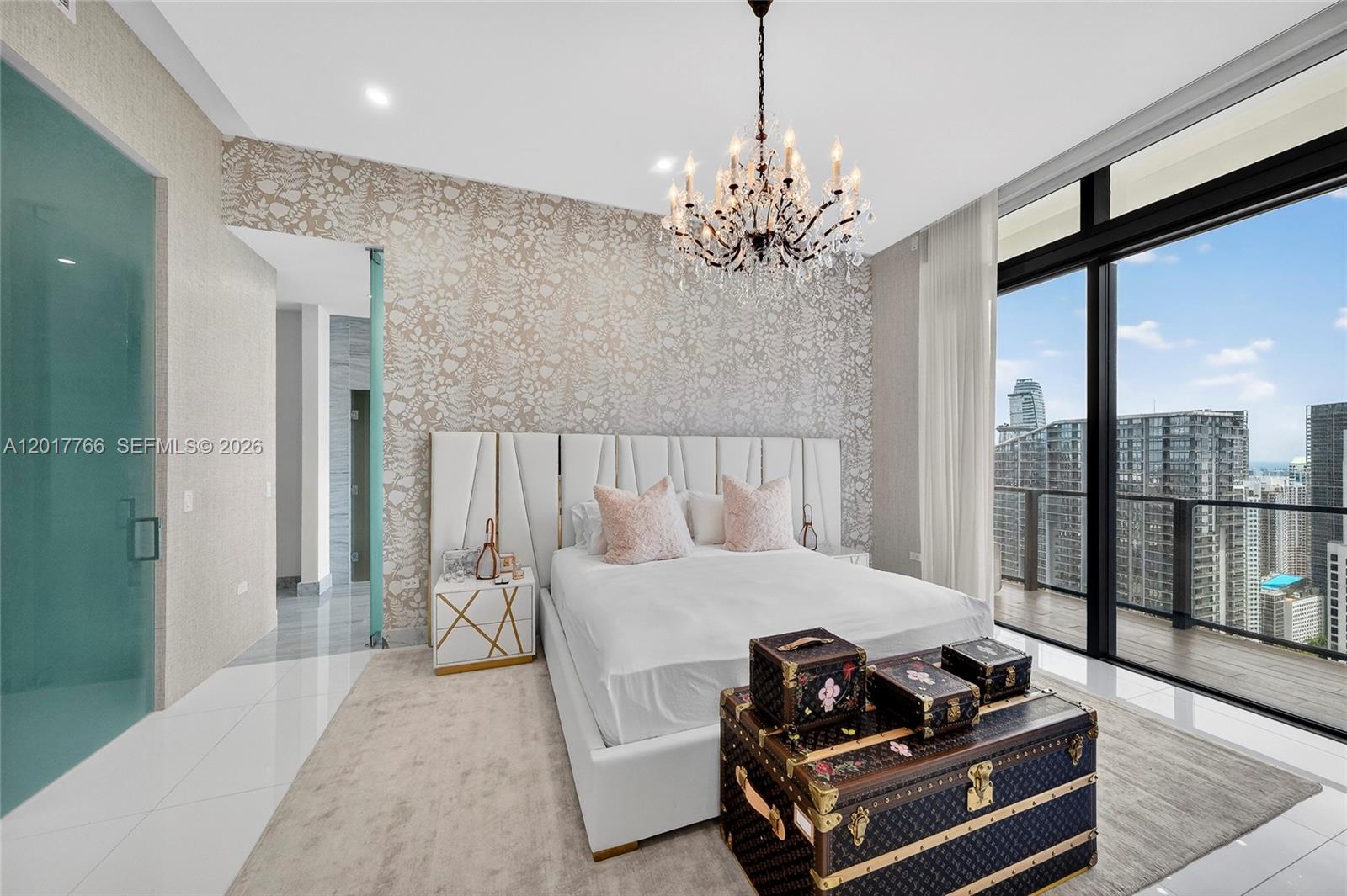 88 Southwest 7th Street, Unit PH4202 Miami, FL 33130 - Photo 21 of 88