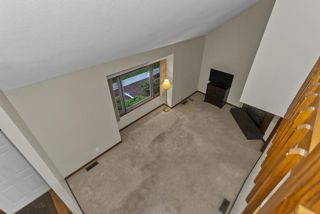 419 Southwick Road, Unit E21 Westfield, MA 01085 - Photo 18 of 33 Gallery Image 18