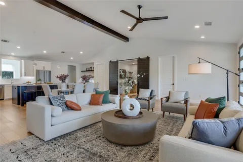 $998,000 | 432 Venture Boulevard South, Point Venture, TX 78645