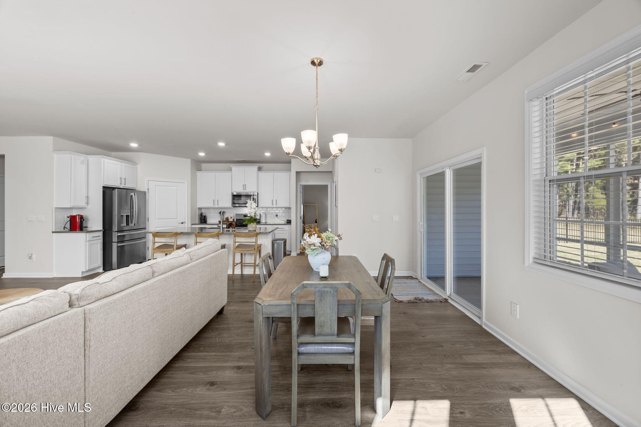 5015 Cinnamon Run New Bern, NC 28562 - Photo 14 of 39 18-web-or-mls-0C0A4545