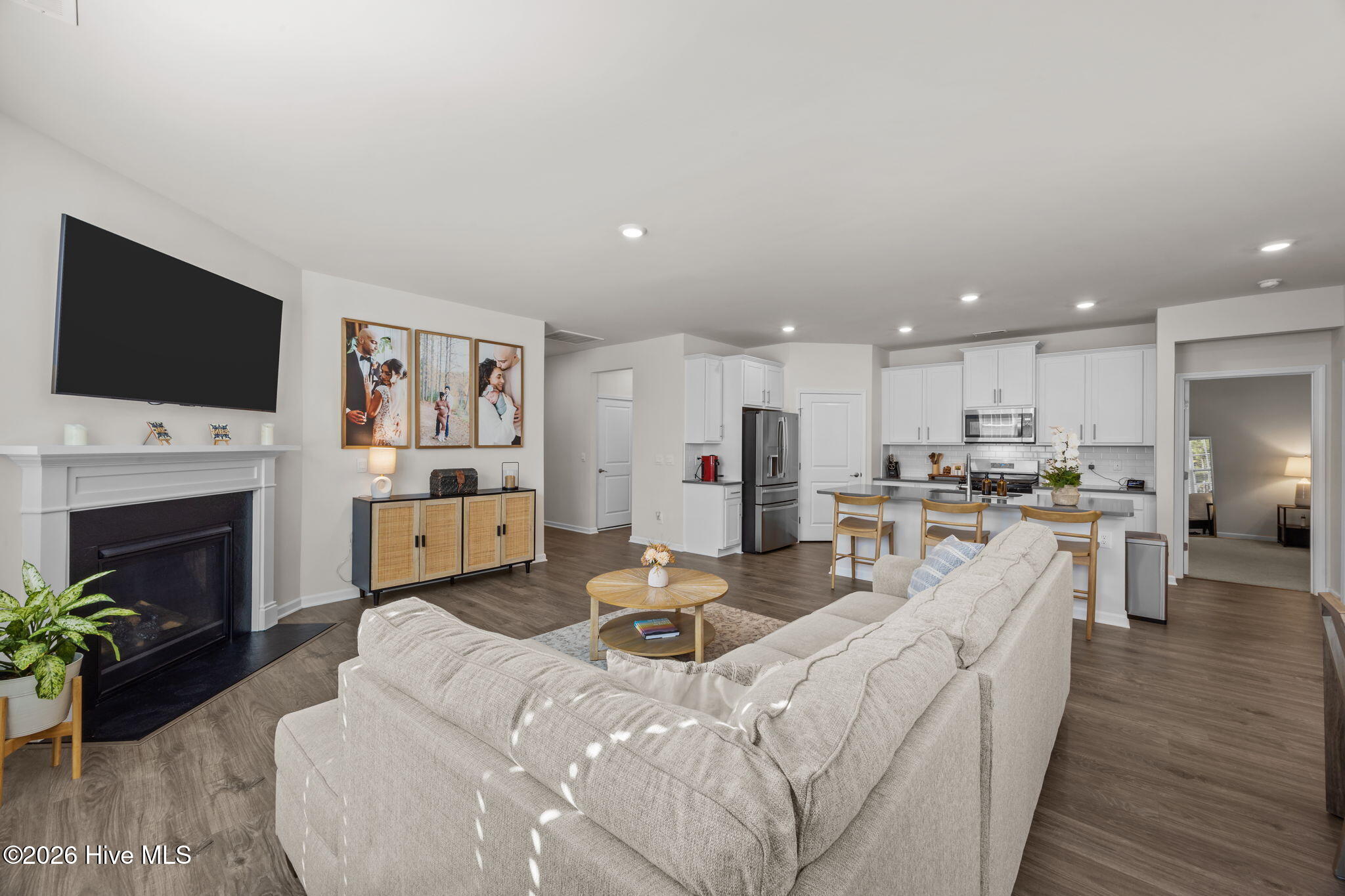 5015 Cinnamon Run New Bern, NC 28562 - Photo 7 of 39 27-web-or-mls-0C0A4572